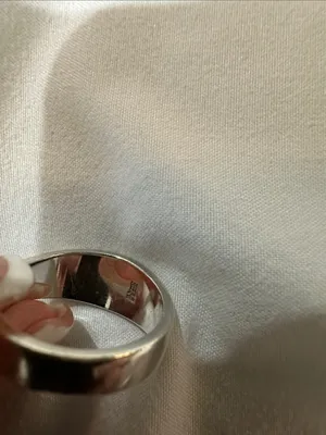 James Avery Silver Ring- Size 8- Retired Design thumbnail 6