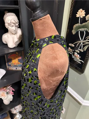 Alice + Olivia Kinsley Velvet Burnout Leopard Halter Top – Size Medium thumbnail 6