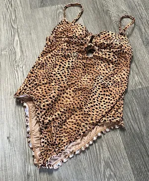 Shade and Shore Leopard Print One Piece Swimsuit thumbnail 1