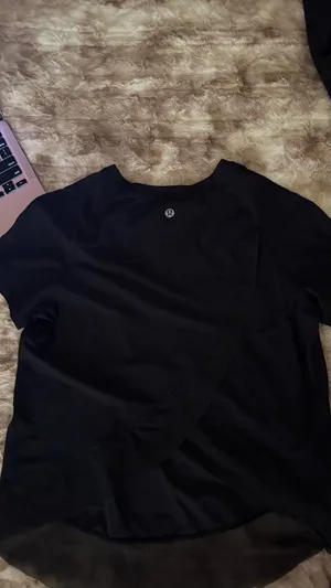 Lululemon Short Sleeve thumbnail 6