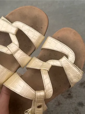 Vionic Paros Metallic Cream Strappy Orthotic Sandals Cream Patent Leather 7M thumbnail 5