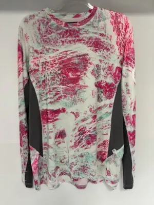 Magellan Outdoors Realtree Aspect Boyfriend Fit Top L Pink Blue Camo Long Sleeve thumbnail 1