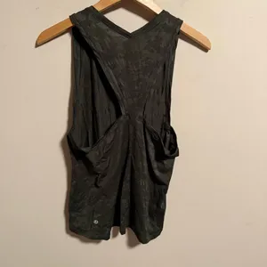 Lululemon Run For Days Tank Deep Camo- Size Small thumbnail 6