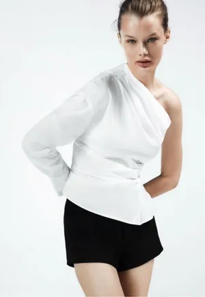 Zara white top size S thumbnail 1