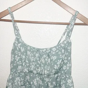 E&M Juniors Green Floral Babydoll Smocked Back Adjustable Strap Tank Top thumbnail 3