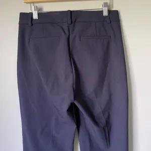 J. Crew Mid-Rise Cropped Dress Pants Navy Blue Workwear Women's Size 6 thumbnail 4