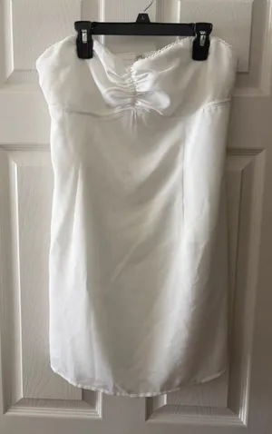White Fox Boutique Strapless White Sweetheart Mini Dress thumbnail 1