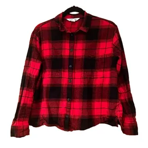 Old Navy Red Flannel Boyfriend Shirt Medium thumbnail 1