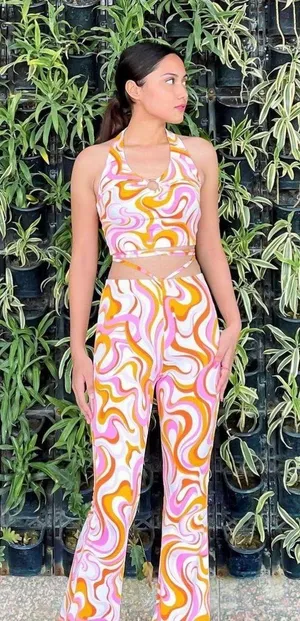 H&M Pink Orange White Patterned Retro Halter Crop Top thumbnail 4