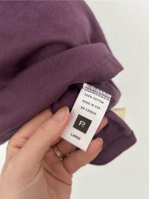 ☀️3/$25 Richer poorer purple Vneck tank top large cotton USA thumbnail 6