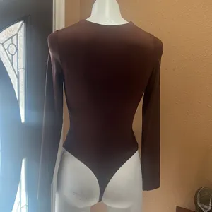SWS contour brown long sleeve bodysuit Size M thumbnail 5