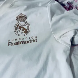 Adidas Real Madrid Women’s Soccer Kit thumbnail 4