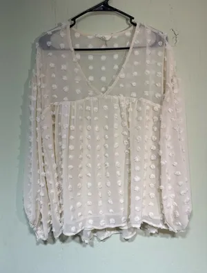 entro boutique boho semi sheer Swiss dot v neck babydoll blouse bishop sleeve S thumbnail 1