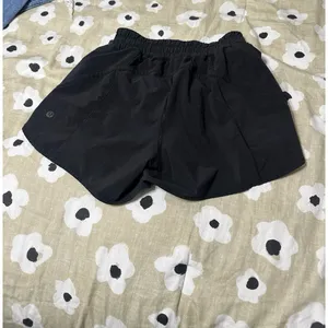 Lululemon hotty hot black shorts thumbnail 6
