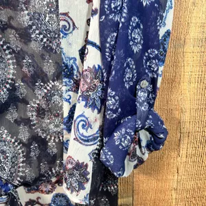 Chico's Blue Paisley Sheer Button Up Roll Tab Sleeve Front Tie Top Size 1 Boho thumbnail 5