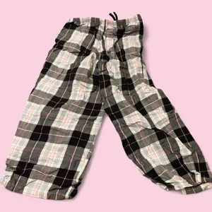 Joyspun Pink and black plaid pants Multiple thumbnail 2