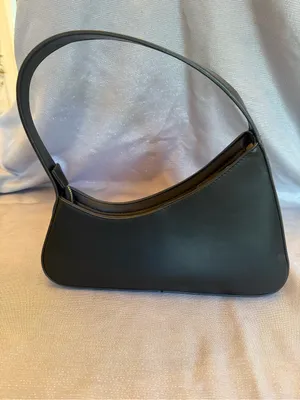 Rachel Zoe Asymmetric Shoulder Bag in black thumbnail 2