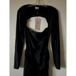 Oh Polly Quintessa Pearl-Detail Cut Out Open Back Maxi Dress Black Size 10 thumbnail 8