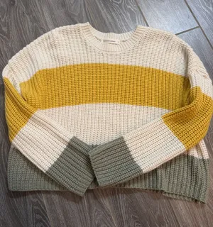 Moon & Madison Cropped Waffle-Knit Crewneck Sweater in Cream Mustard Olive small thumbnail 1