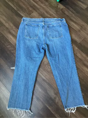 Old Navy women’s size 24 Light Blue Distressed Boyfriend Jeans thumbnail 3