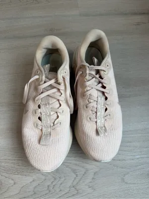 Nike Women's Beige/Tan Lightweight Sneakers thumbnail 2