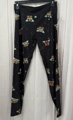 Disney Parks Women’s Small Star Wars Grogu Ankle Pants Leggings New thumbnail 1