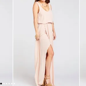 Show Me‎ Your Mumu Kendall Maxi Dress in Dusty Blush Crisp Pink Size Medium thumbnail 3