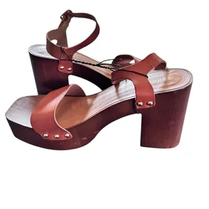 Madden Girl G-Dean Faux Leather Square Toe Heel Sandal Sz 8 Rivets 3.5” Heel thumbnail 2