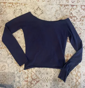 Brandy Melville Top thumbnail 2