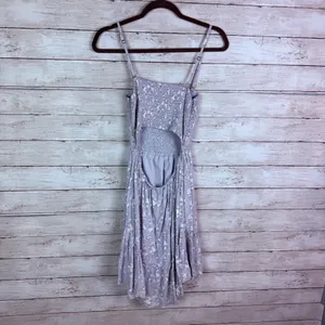 Hollister Floral Smocked Dress Size Large thumbnail 3