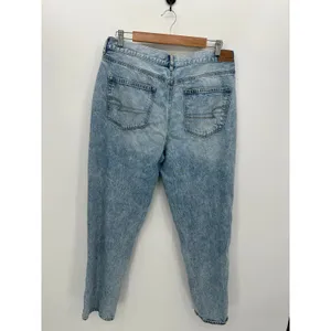 American Eagle Mom Jeans Size 14 L Light Wash‎ Distressed Cotton High Waisted thumbnail 2