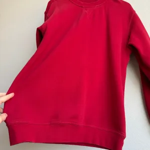 Lululemon All Yours Red Fleece Crewneck Sweatshirt Women’s Size 4 Rip Tag Small thumbnail 2