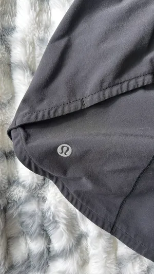 Lululemon Shorts thumbnail 5