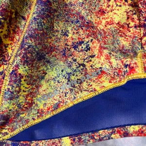 Lululemon Seawheeze Hotty Hot Short 2.5”‎ Yellow Woodland Size 8 Missing Liner thumbnail 4