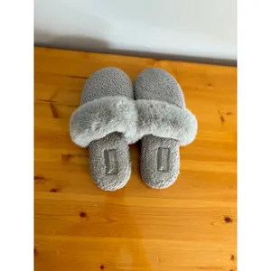 Koolaburra Fuzzy‎ Slippers Cozy Faux Fur Slip On Slides Gray Size 9 thumbnail 3