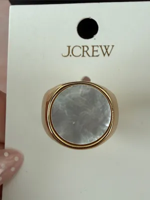 J. Crew | Gold-Tone Signet Ring with Iridescent Mother-of-Pearl | Sz 7 thumbnail 3