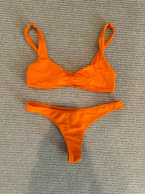 Frankie's Bikinis thumbnail 1