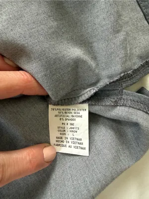 Jaanuu Women's Relaxed 3-Pocket Scrub Top Gray Large thumbnail 4