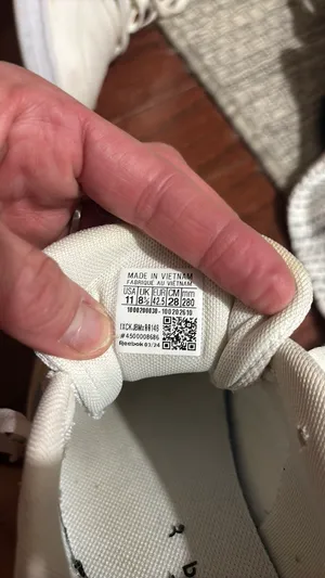 Reebok Women’s Sneakers  thumbnail 3