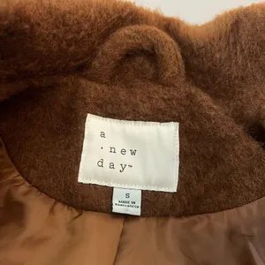 A New Day Brown Two Button Spread Collar Lined Furry Jacket Size Small thumbnail 8