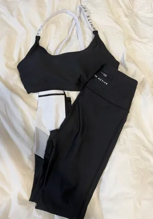 White Fox Boutique Workout Set thumbnail 1