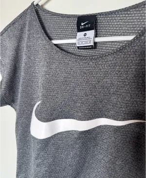Nike Dri Fit Crop Top with Zipper Side Pocket thumbnail 2