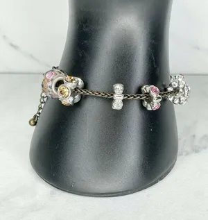 Gold Tone Floral Rhinestone Barrel Charm Beaded Bracelet thumbnail 4