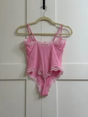 NWOT Skims Fits Everybody Lace Cami Bodysuit SMALL thumbnail 4