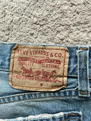 Levi's 501s low boot cut thumbnail 4