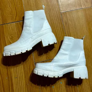 White Pierre dumas chunky heel combat style boots ladies 8 thumbnail 1