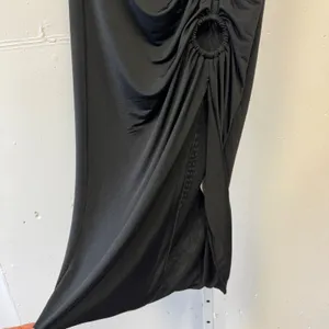 NWT‎ Missguided Black Ruched O-Ring Cut Out Midi Skirt Side Slit Size 8 Festival thumbnail 3