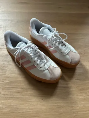 adidas gazelle platform sneakers thumbnail 2