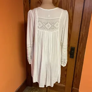 Mollorello White Embroidered Boho Tunic Top Peasant Babydoll Blouse Cottagecore thumbnail 9
