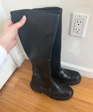 Zara bulky black leather boots thumbnail 1
